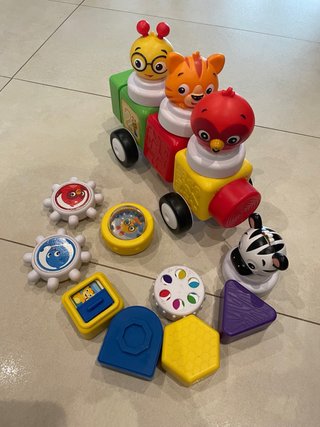 Baby Einstein Bloques Magnéticos Tren