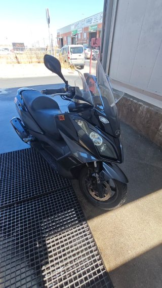 Kymco Superdink 300 ABS negra