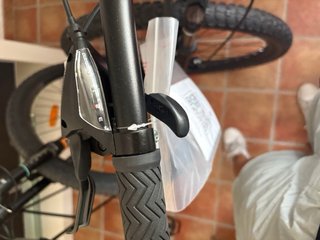 Bicicleta de Montaña hay tres, precio individual
