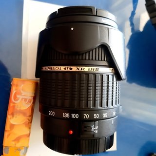 Teleobjetivo Tamron 18-200mm (montura Canon)