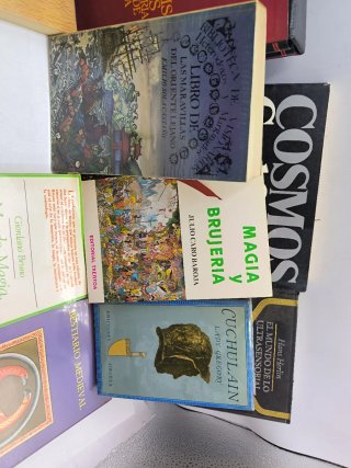 Libros curiosidades 10€ unidad