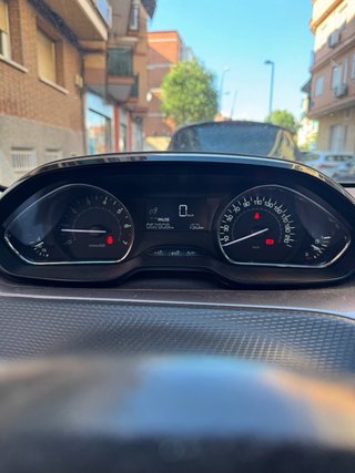 Peugeot 2008 2014