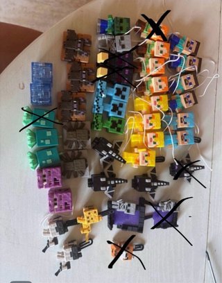 Muñecos Minecraft Kinder Joy
