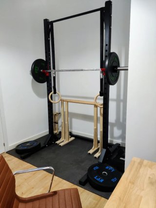 Rack sentadillas dominadas barra olímpica y discos
