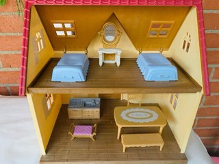 1 - Casa Sylvanian Families con muebles