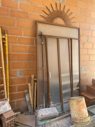Puerta de hierro con cristal 240 x 140 cm