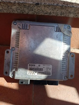 BOSCH EDC15C2 0 281 011 522 ECU