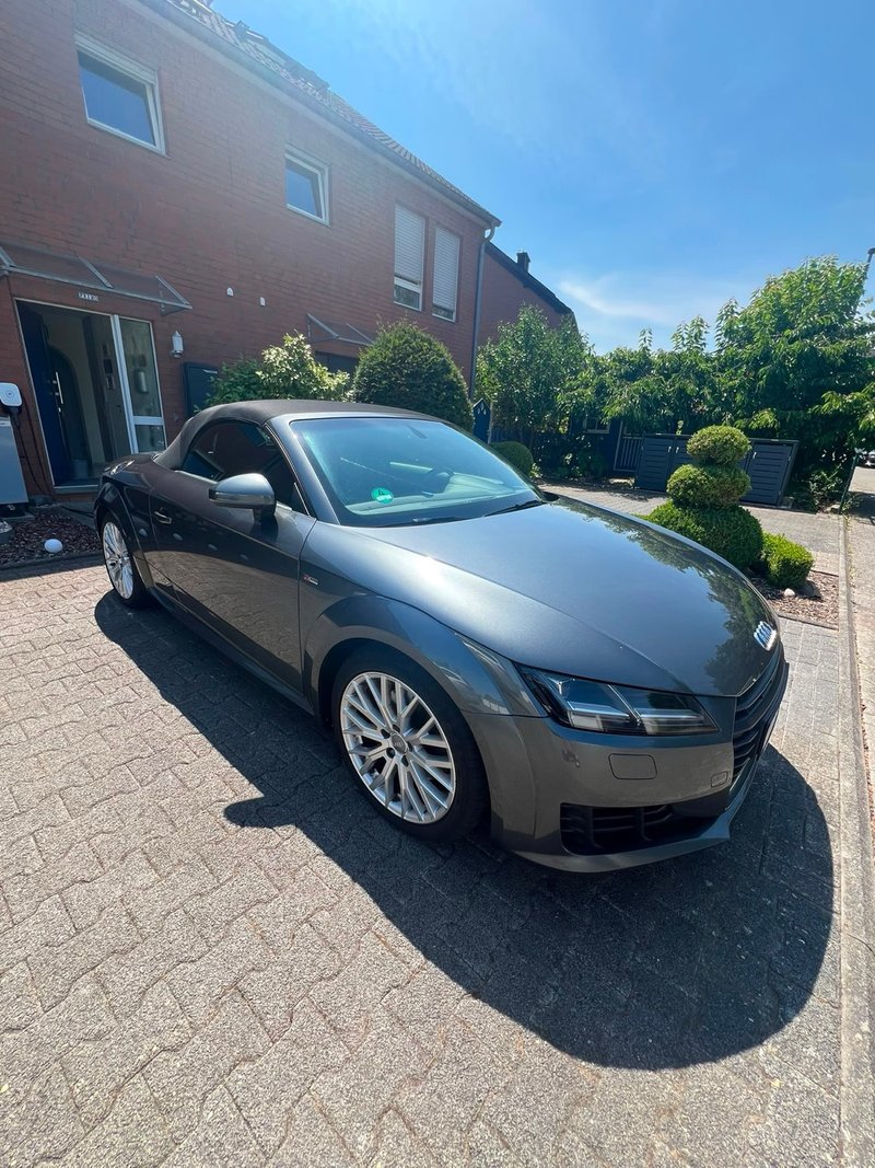 Audi TT 2015 - foto 1