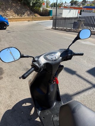 Yamaha Neos 50 Scooter Gris