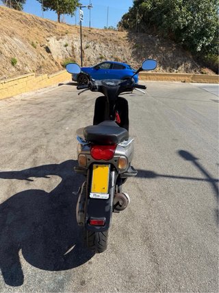 Yamaha Neos 50 Scooter Gris