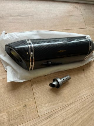 Escape Carbono 51mm tipo Akrapovic