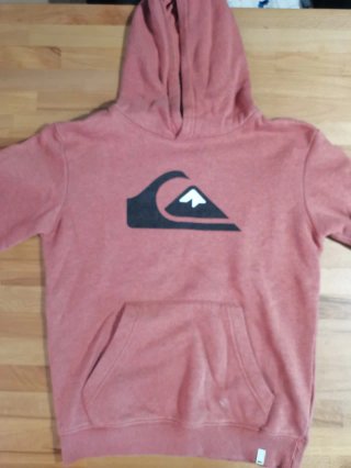 Lote Ropa: Superdry, Quiksilver, Adidas, Ecoalf