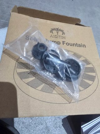Fuente Solar AISITIN para Estanques