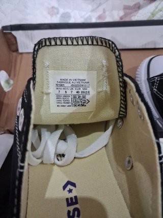 Converse negras talla 40 sin estrenar