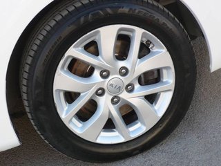 Kia Carens 1.7CRDi VGT Eco-Dynamics Concept