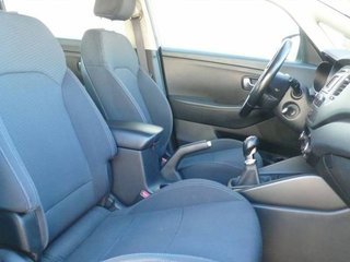 Kia Carens 1.7CRDi VGT Eco-Dynamics Concept