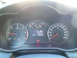 Kia Carens 1.7CRDi VGT Eco-Dynamics Concept