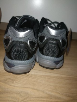 Zapatillas Asics Gel NYC Hombre Talla 42