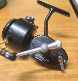 Carrete pesca Mitchell 330 otomatic