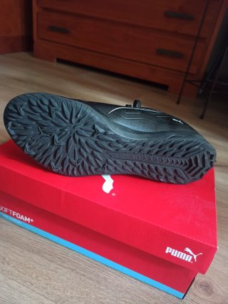 Botas multitacos Puma Ultra 5 Play TT Negras