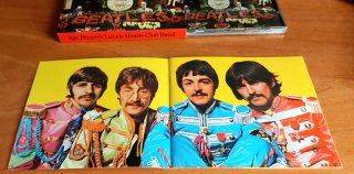 The Beatles - Sgt Pepper's Lonely Hearts Club Band