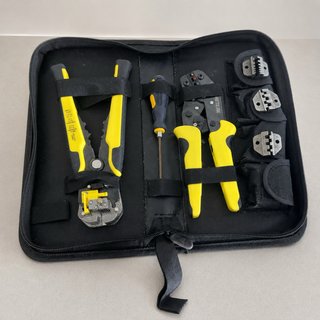 Kit Crimpadora METERK 4 en 1 + Pelacables