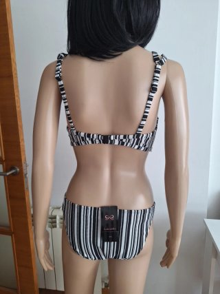Bikini Hunkemöller T-95D Negro/Blanco Nuevo