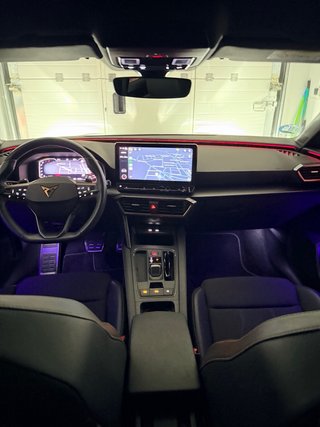 CUPRA Leon 2024