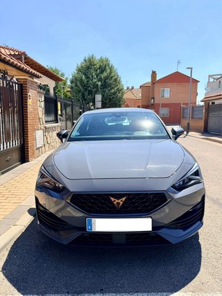 CUPRA Leon 2024