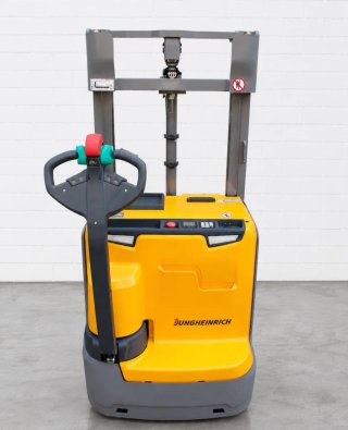 Apilador eléctrico Jungheinrich OFERTA