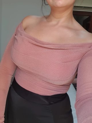 Top rosa brillo palabra de honor