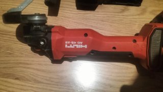 Hilti martillo TE 5-22 Y amoladora AG 4S-22