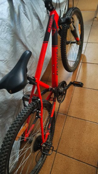 Bicicleta B'TWIN Roja