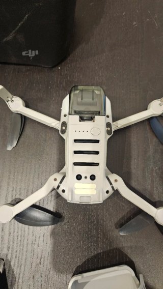 DJI Mini 2 Fly More Combo