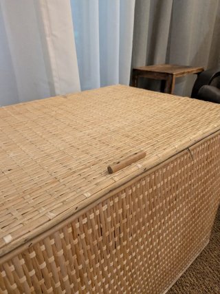Baúl de mimbre y bambú para almacenaje