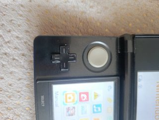 Nintendo 3DS Nera + Caricatore e Gioco