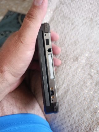 Nintendo 3DS Nera + Caricatore e Gioco