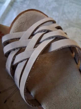 Sandali in pelle per bambina beige/marrone