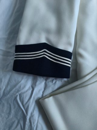 Traje Comunión Niño crudo y azul marino. Talla 10