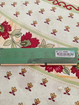 RAM Stick Micron 2GB