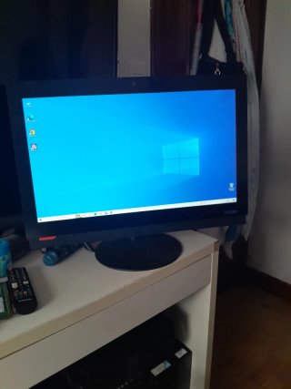 Lenovo Todo en Uno i5