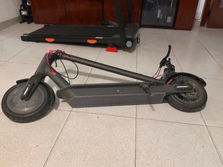 Patinete Eléctrico Gris
