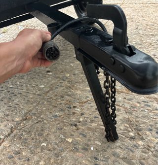 Remolque de carga ligero negro