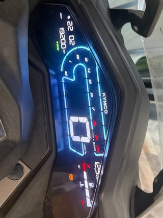 Kymco DTX 125 Maxi Scooter Negra/Gris