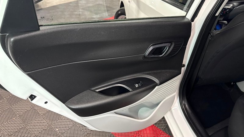 Hyundai i20 2023, foto 18
