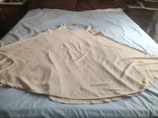 Vestido beige sin mangas