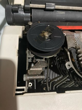 Máquina de escribir Olivetti Lettera 42