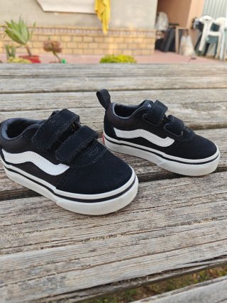 Zapatillas Vans Bebé Velcro Talla 20
