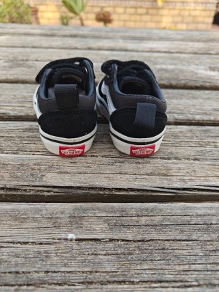 Zapatillas Vans Bebé Velcro Talla 20