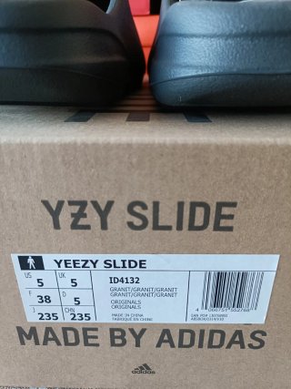Yeezy Slide